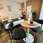L\'Oreva, Adorable Studio Rennes